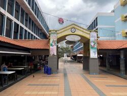 Toa Payoh Central (D12), Shop House #624636901